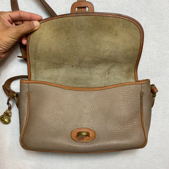 Vintage Dooney & Bourke All Weather Crossbody Bag Tan Taupe Leather 90s - Picture 9 of 16